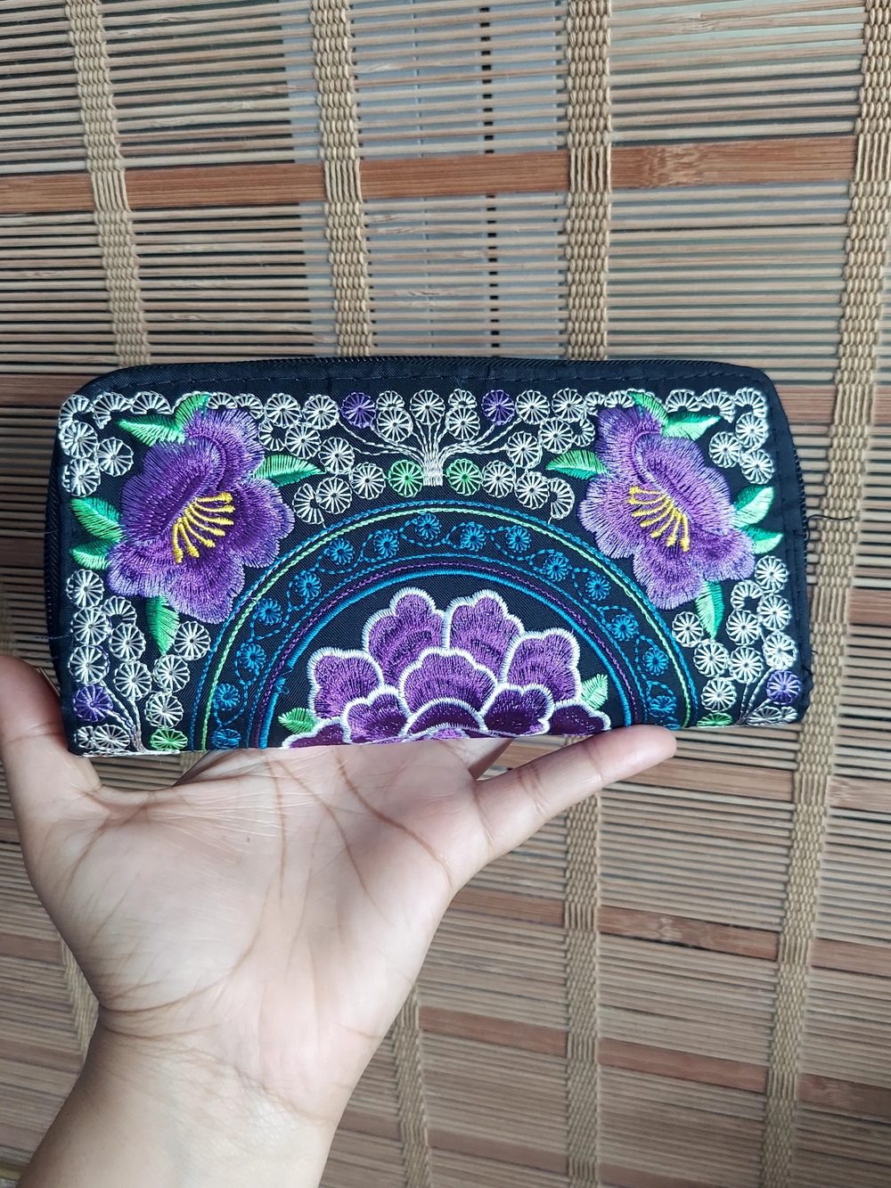 Embroidered Purple Floral Women's Wallet Clutch - Picture 1 of 8